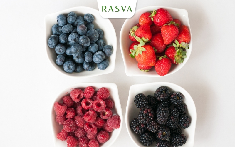 Các loại quả họ Berries như dâu tây, việt quất và mâm xôi không chỉ giàu dưỡng chất mà còn rất ít calo